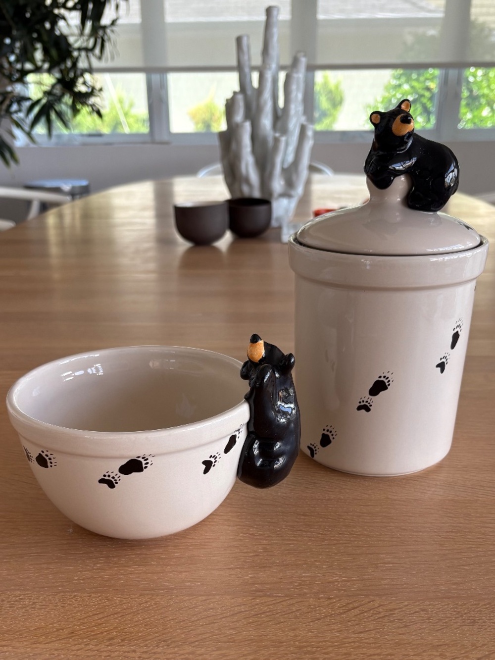 VTG Big Sky Carvers Barefoot bear canister and bowl - New